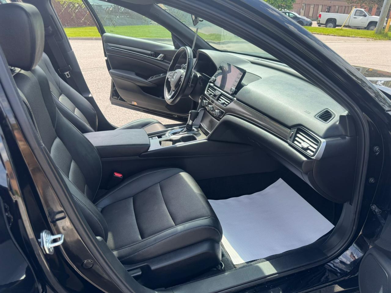 2022 Honda Accord Sport - Photo #8