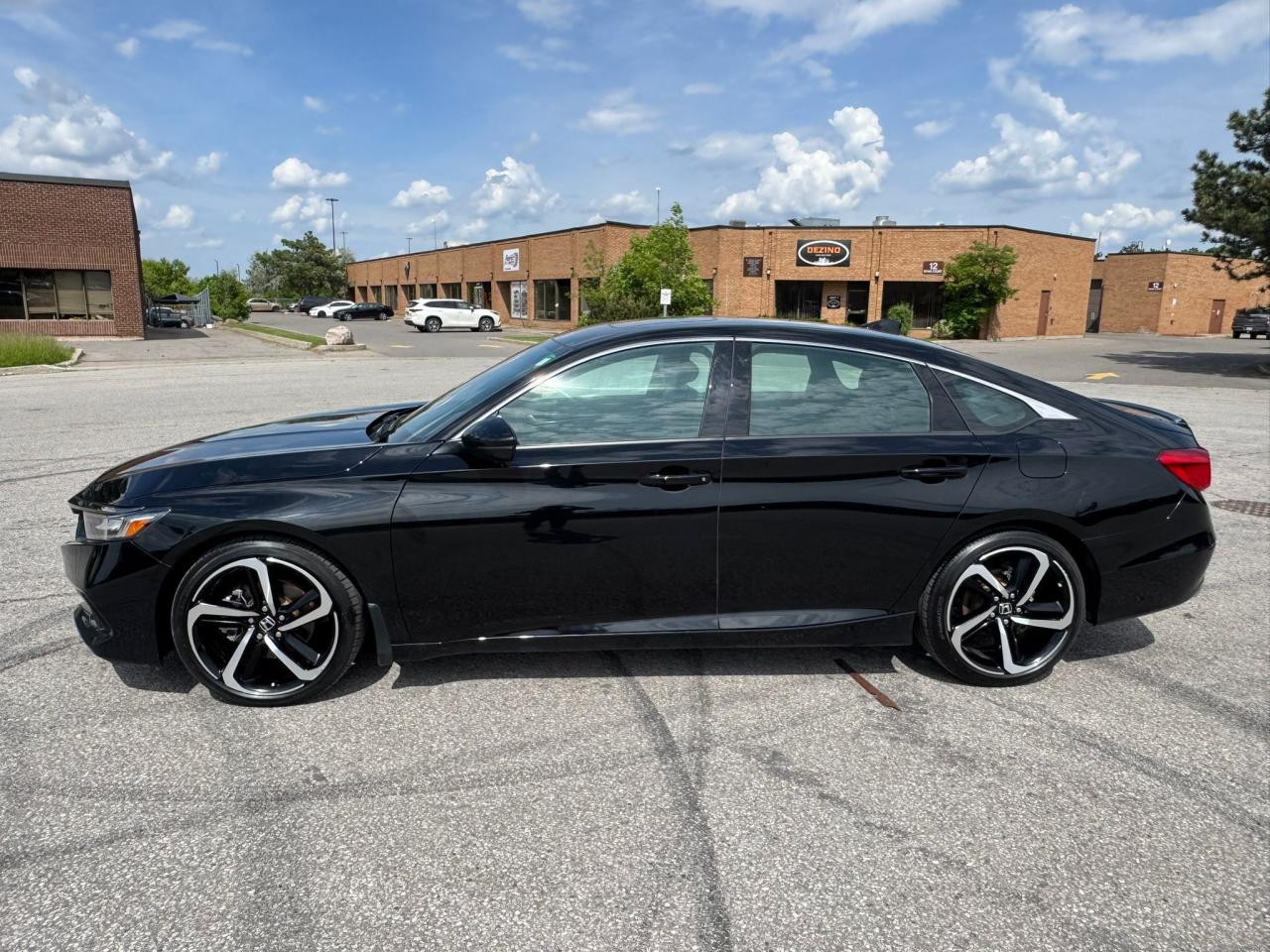 2022 Honda Accord Sport - Photo #5