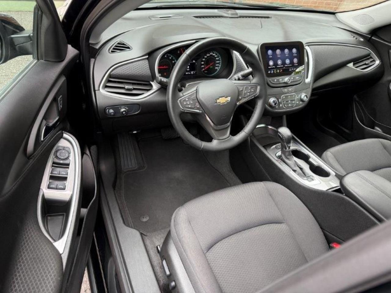 2024 Chevrolet Malibu 1LT Black Edition - Photo #7