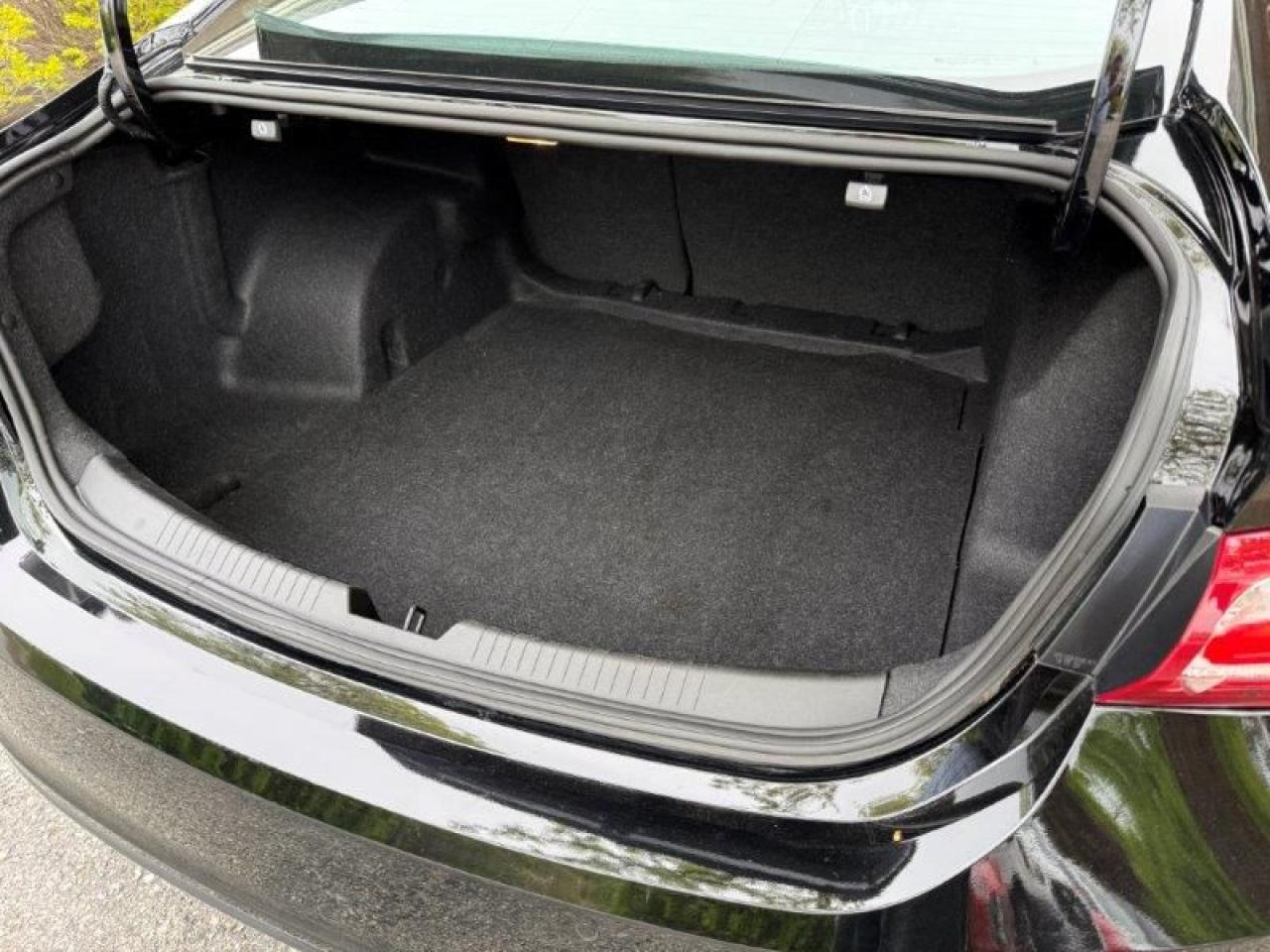 2024 Chevrolet Malibu 1LT Black Edition - Photo #24