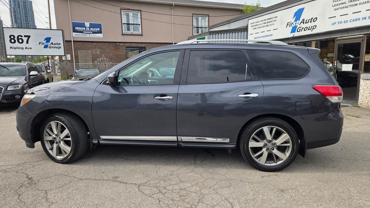 2014 Nissan Pathfinder Platinum - Photo #2