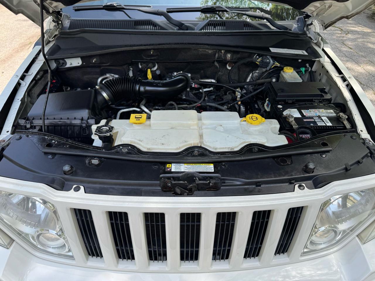 2008 Jeep Liberty Sport - Photo #19