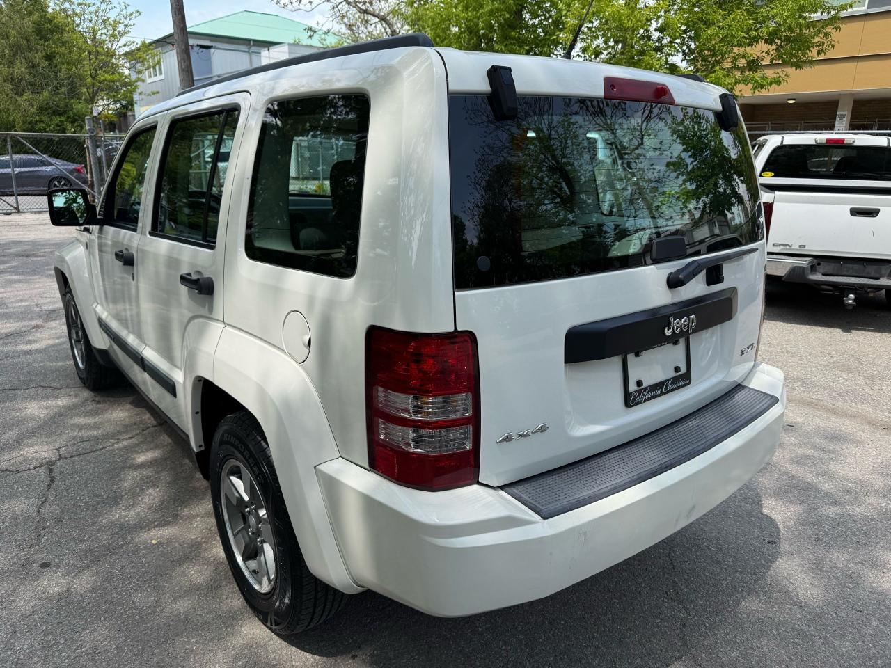 2008 Jeep Liberty Sport - Photo #3