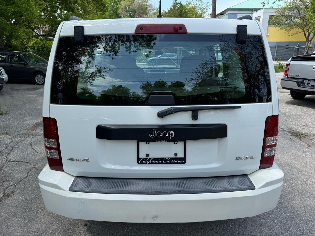 1748652145