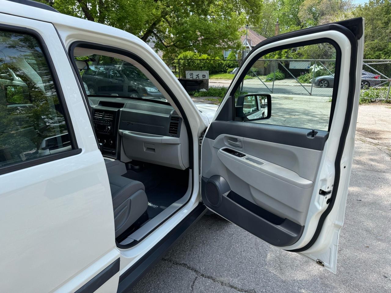 2008 Jeep Liberty Sport - Photo #15