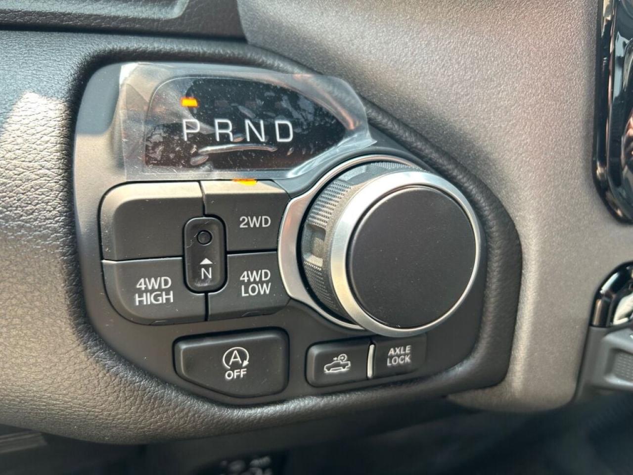 12585329