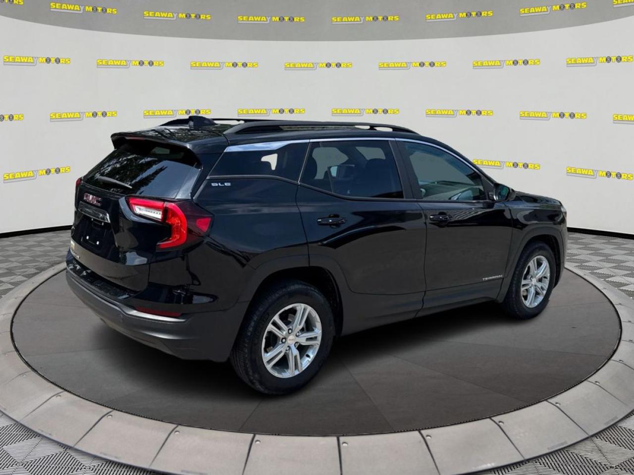 2022 GMC Terrain  - Photo #3