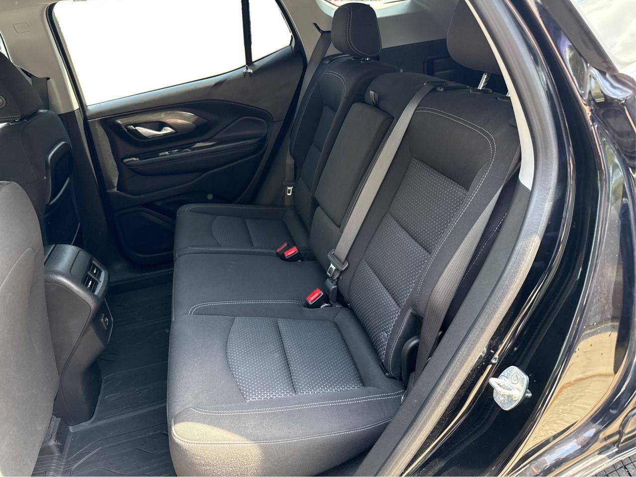 2022 GMC Terrain  - Photo #13