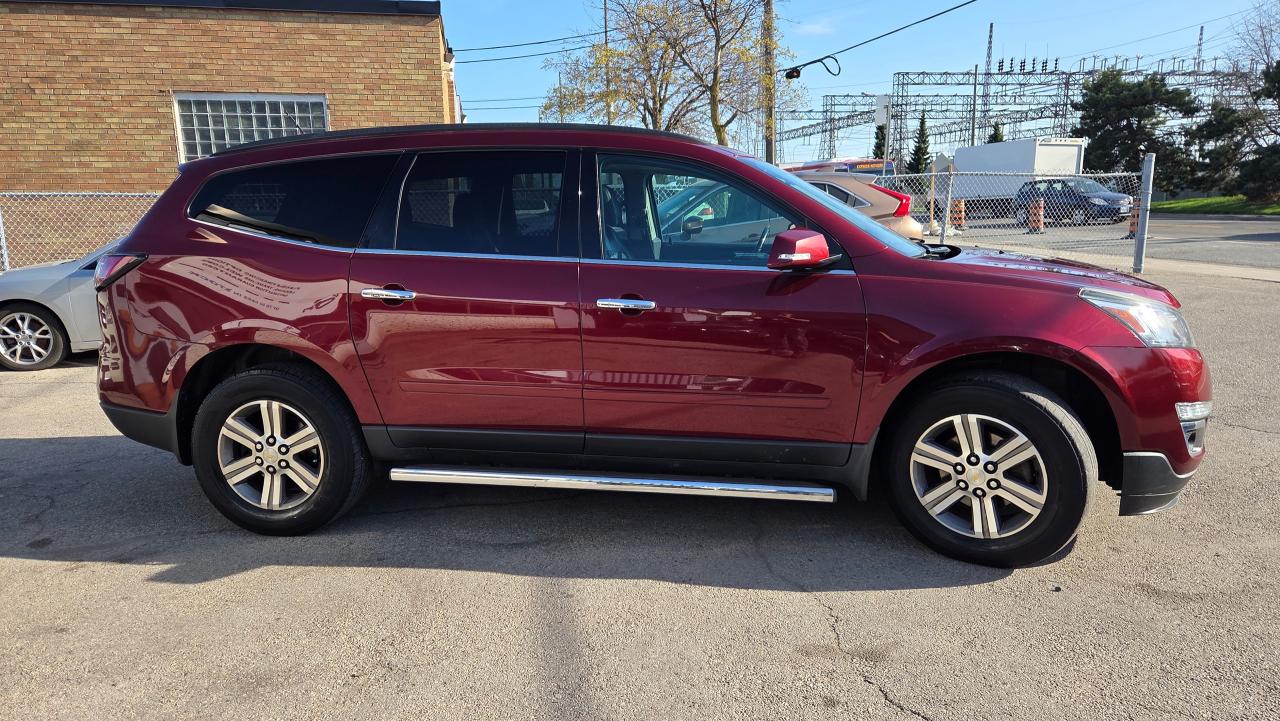 2015 Chevrolet Traverse LT Leather/Navi/Backup Cam/Pano-Roof - Photo #5