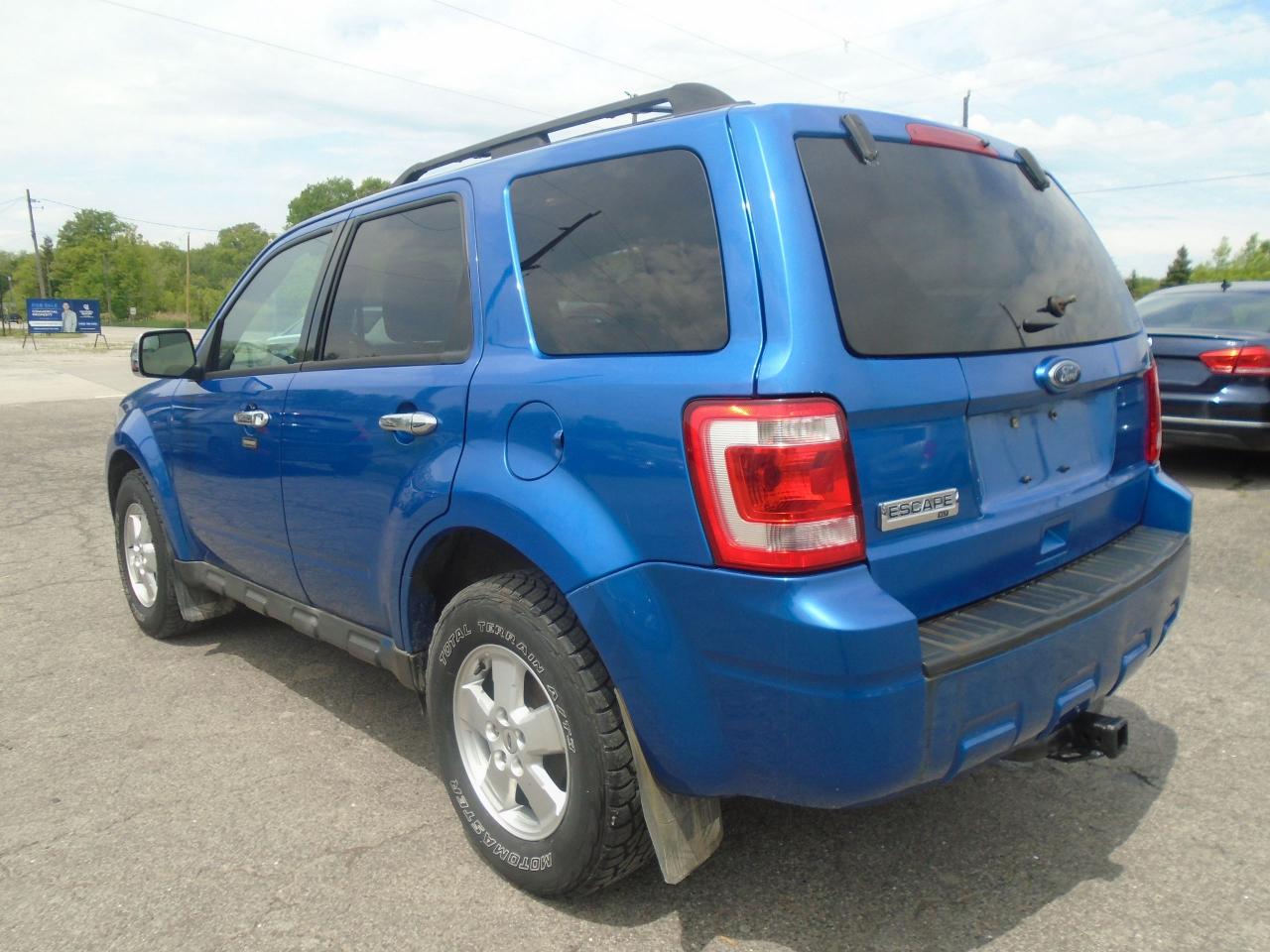 2012 Ford Escape FWD 4dr XLT - Photo #6