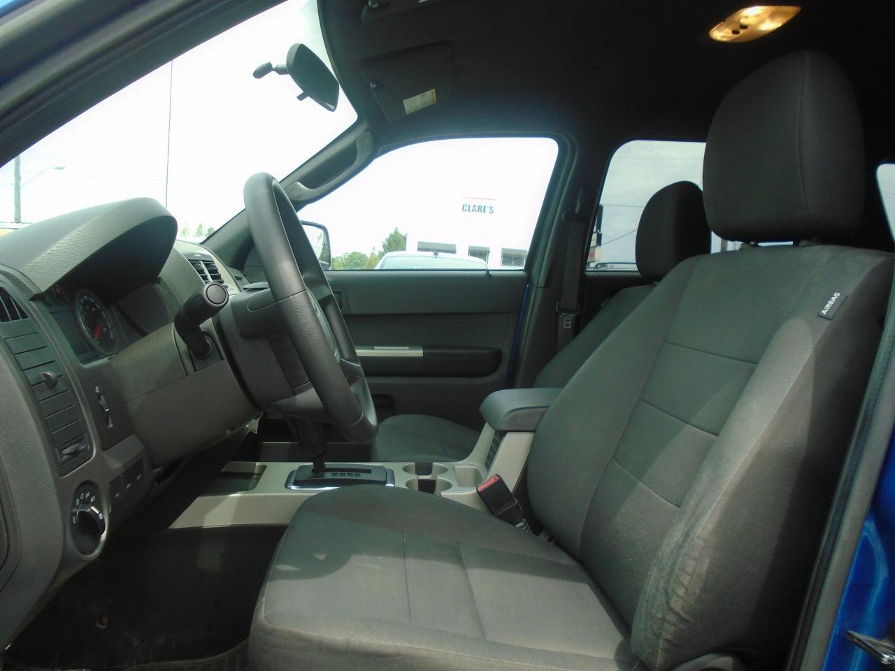 2012 Ford Escape FWD 4dr XLT - Photo #12