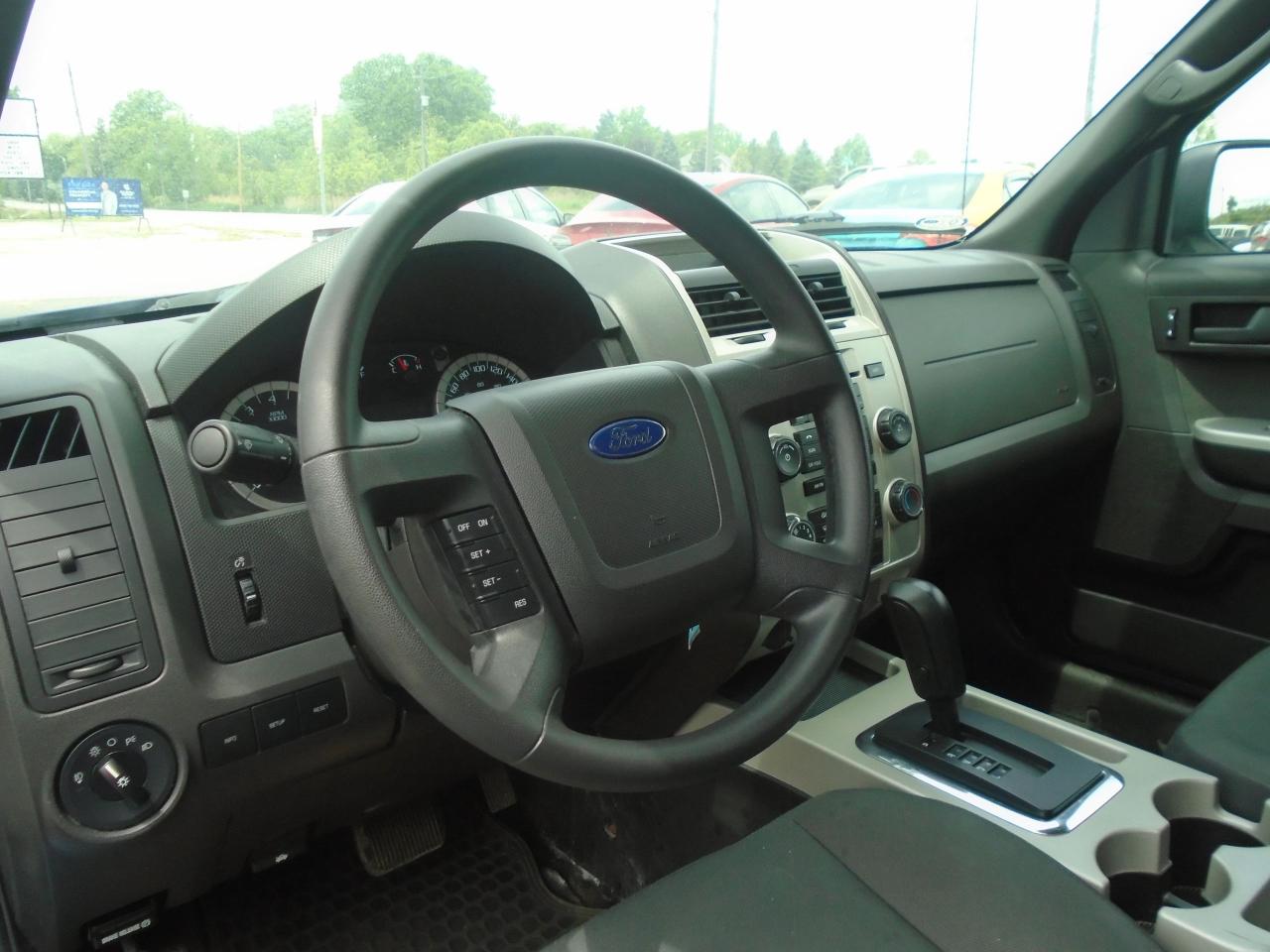 2012 Ford Escape FWD 4dr XLT - Photo #13