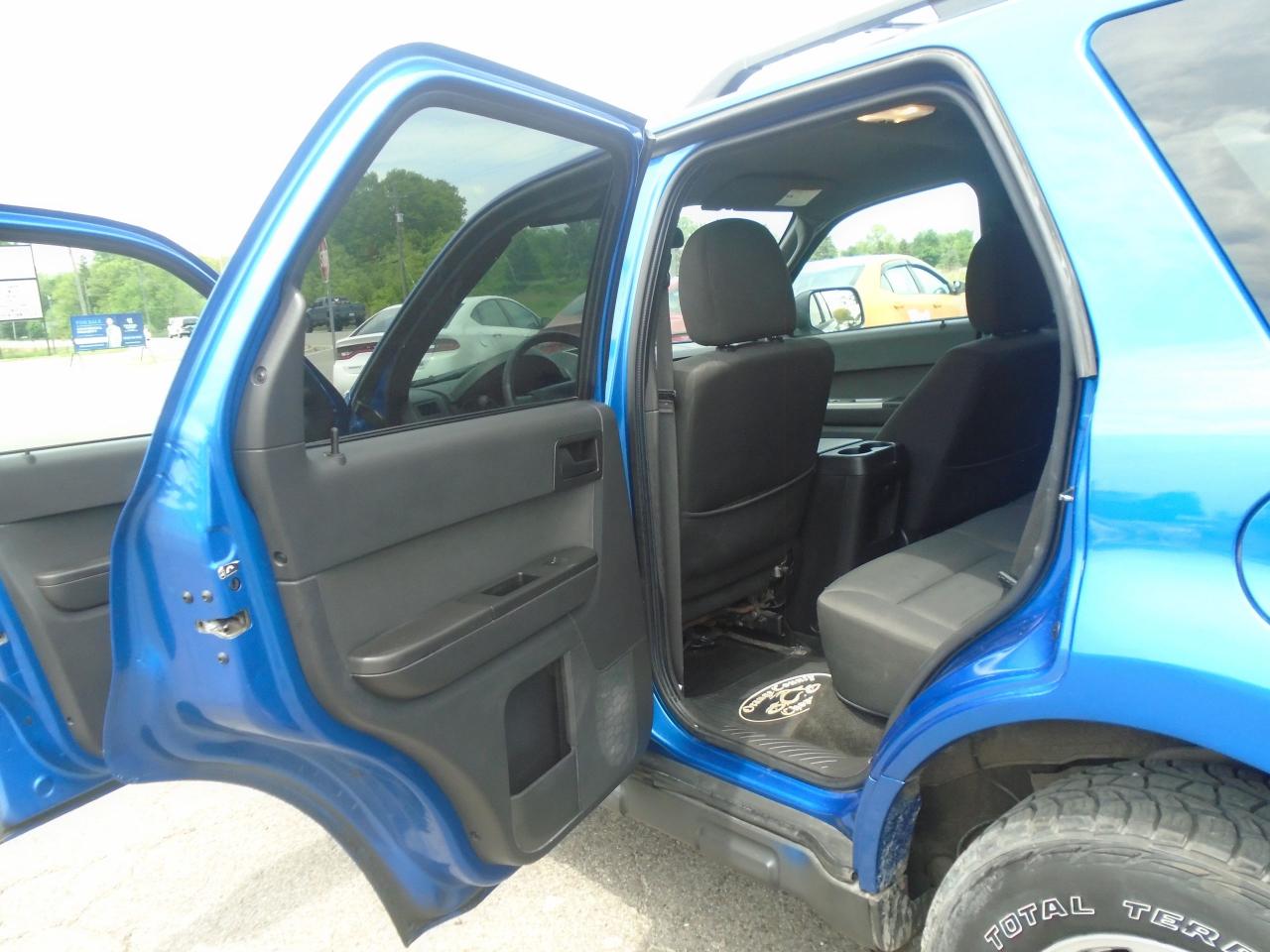2012 Ford Escape FWD 4dr XLT - Photo #22