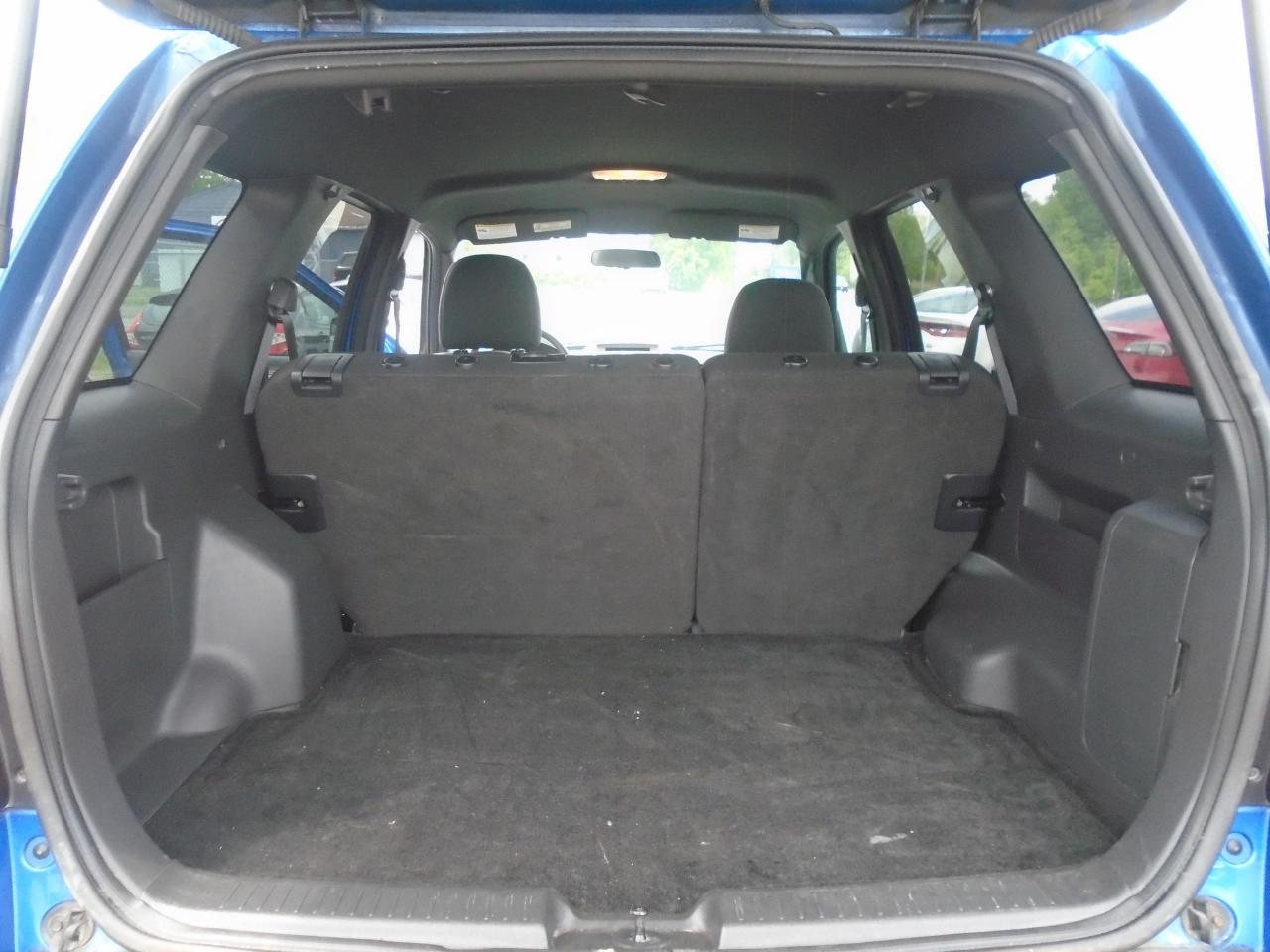2012 Ford Escape FWD 4dr XLT - Photo #24