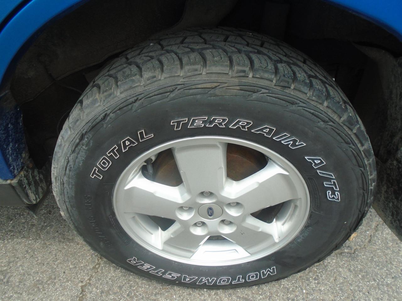 2012 Ford Escape FWD 4dr XLT - Photo #30