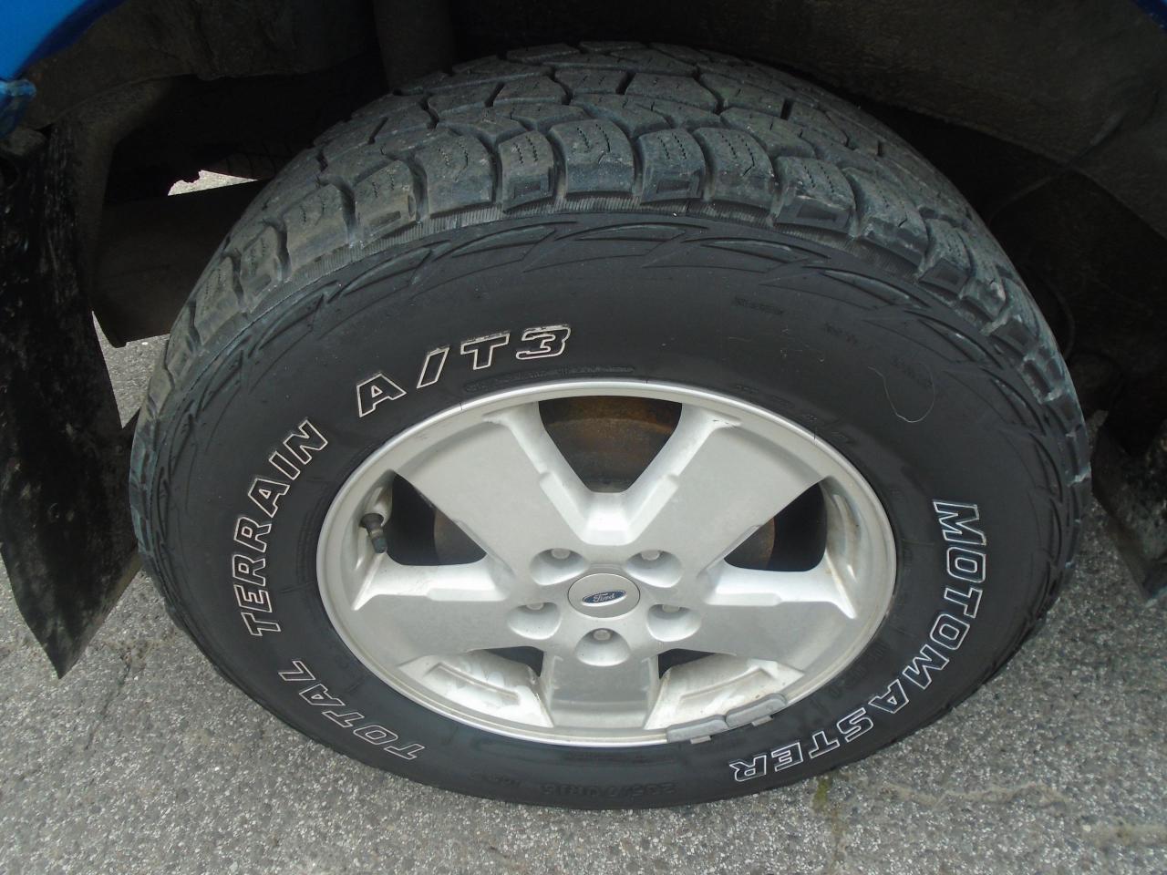 2012 Ford Escape FWD 4dr XLT - Photo #27
