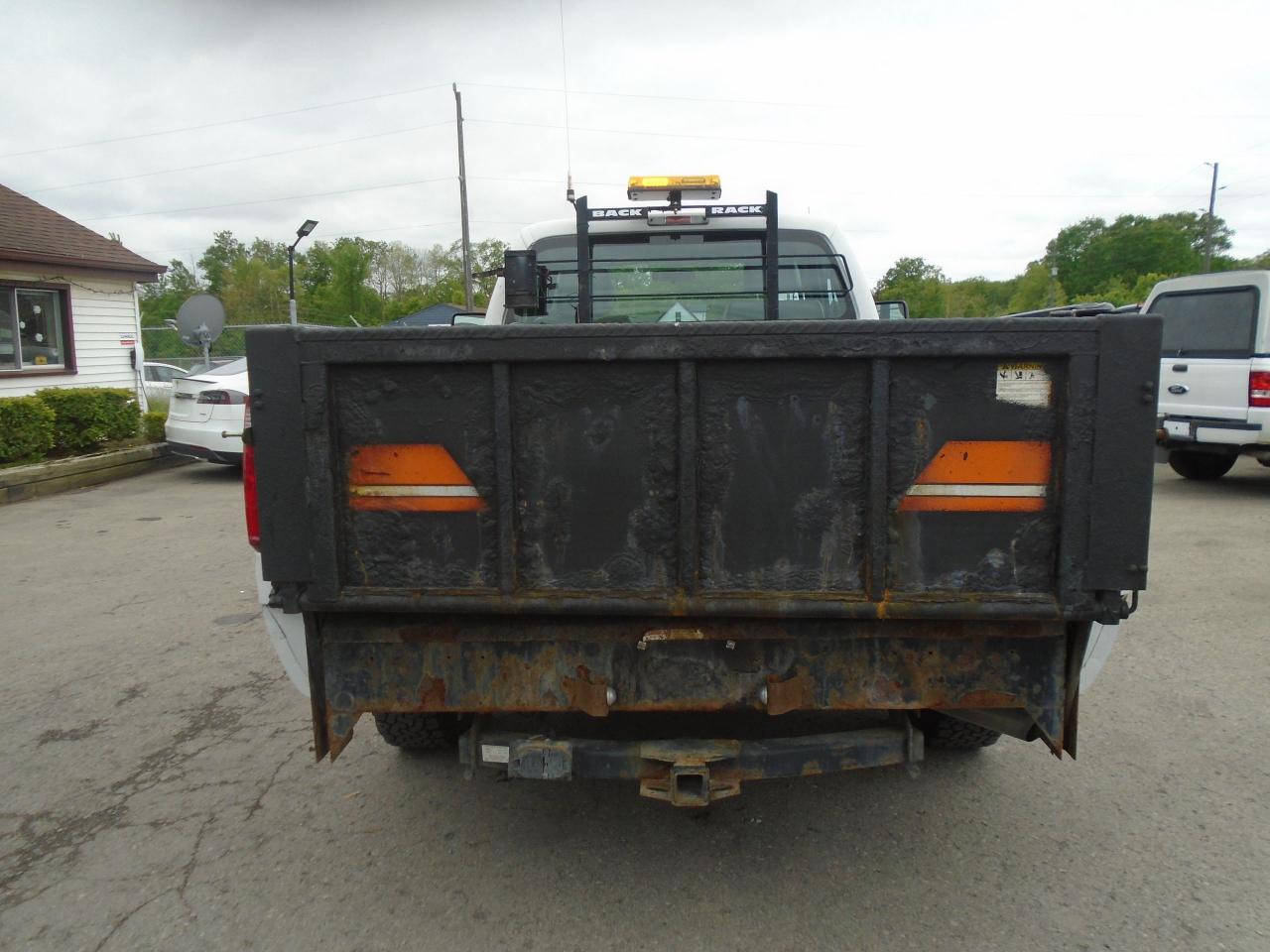 2016 Ford F-250 2WD Reg Cab 137  XL - Photo #7