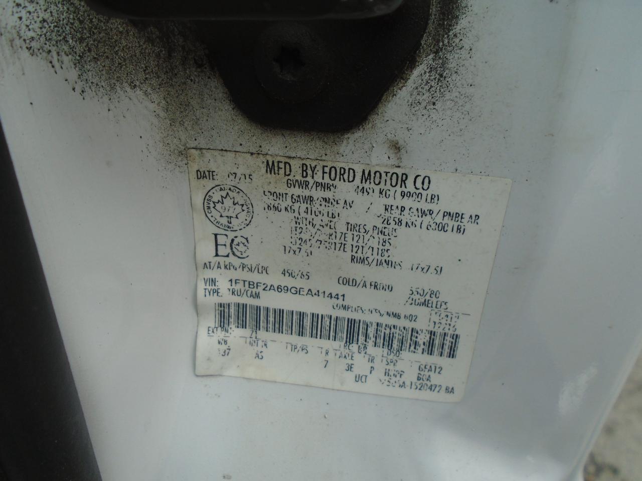 2016 Ford F-250 2WD Reg Cab 137  XL - Photo #21