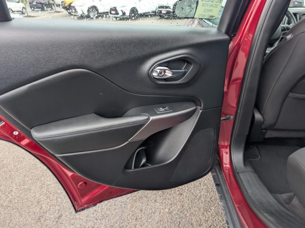 2019 Jeep Cherokee Sport  CAM BLUETOOTH 17-AM-ALLOYS Photo