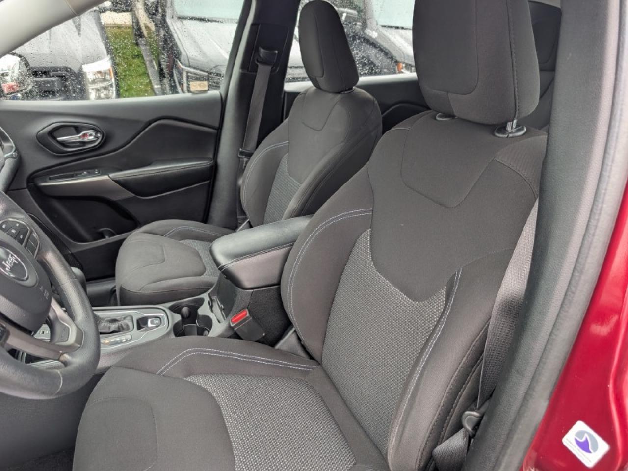 2019 Jeep Cherokee Sport  CAM BLUETOOTH 17-AM-ALLOYS Photo