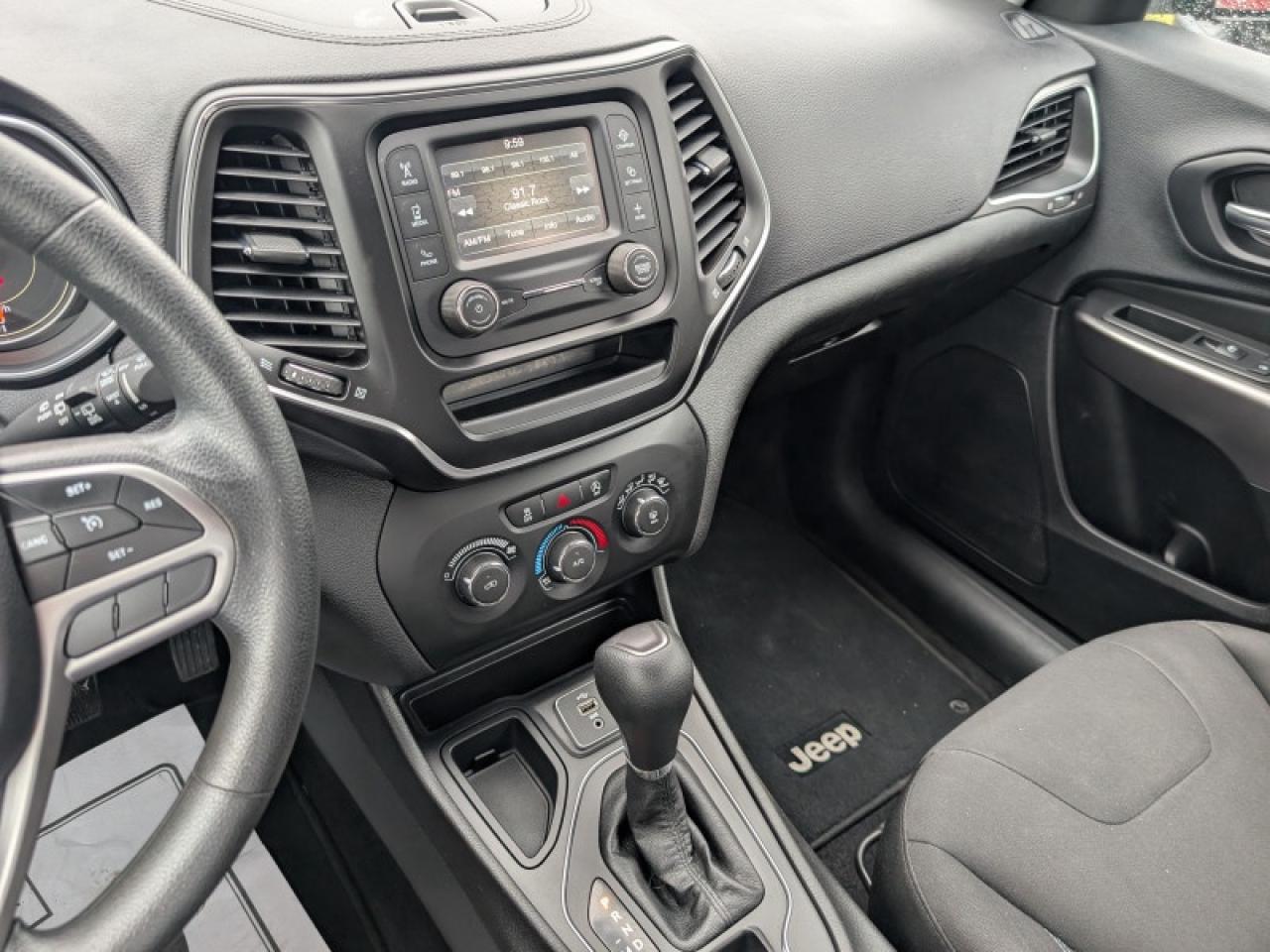 2019 Jeep Cherokee Sport  CAM BLUETOOTH 17-AM-ALLOYS Photo