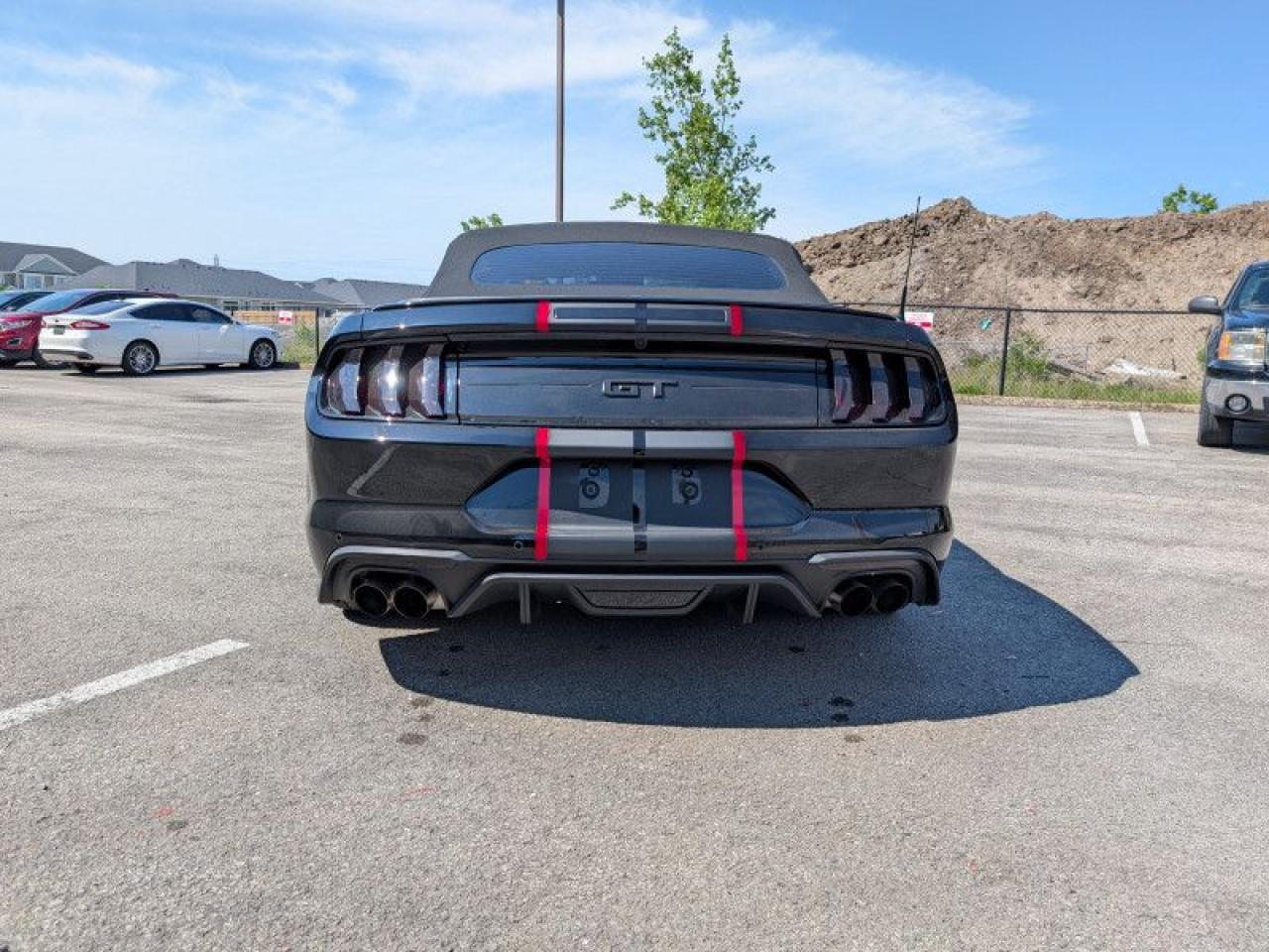 2021 Ford Mustang GT Premium  **PRISTINE - LOW KMS** Photo4