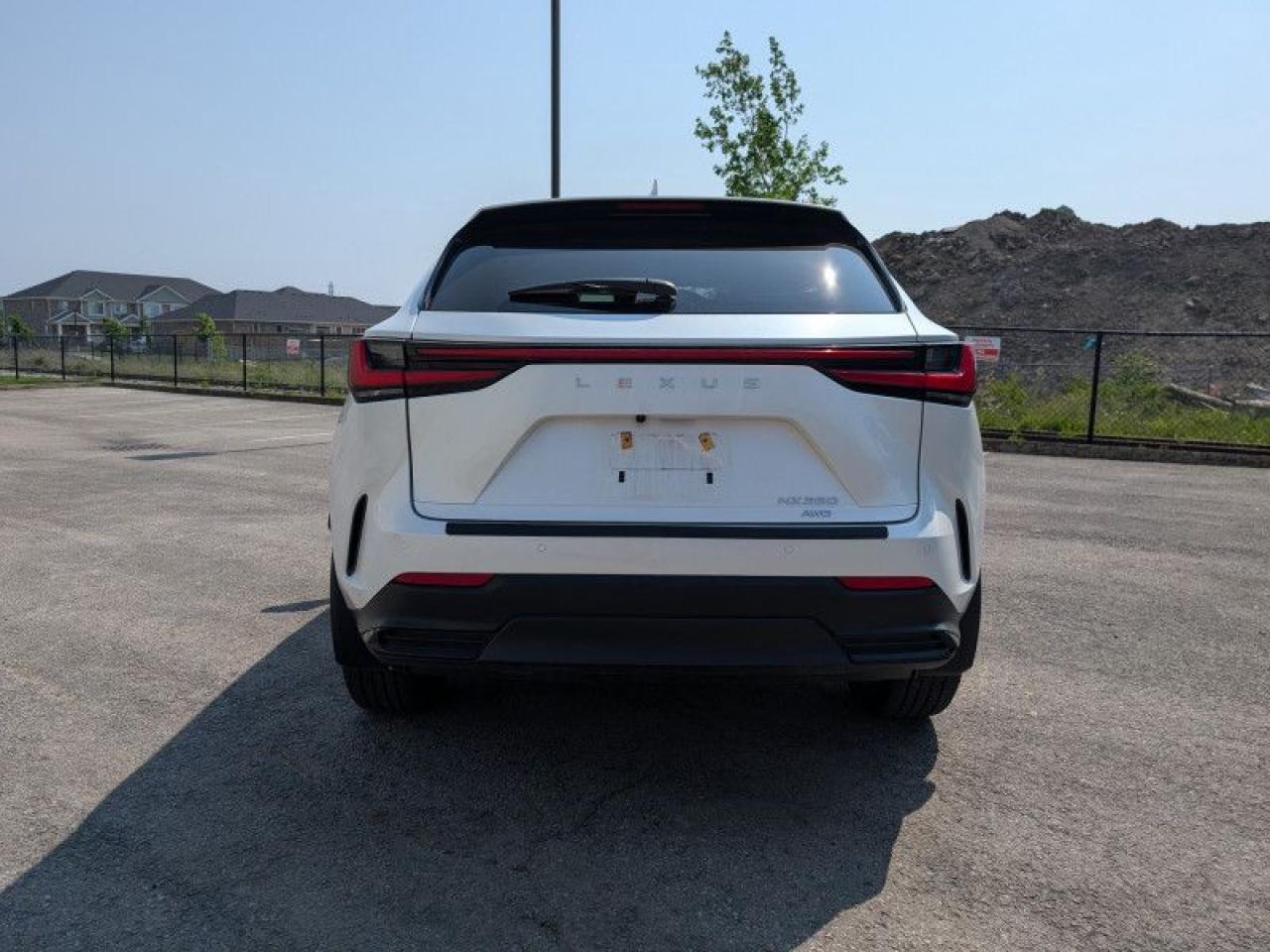 2024 Lexus NX 350 Premium  **LOW KMS - 1 OWNER** Photo4