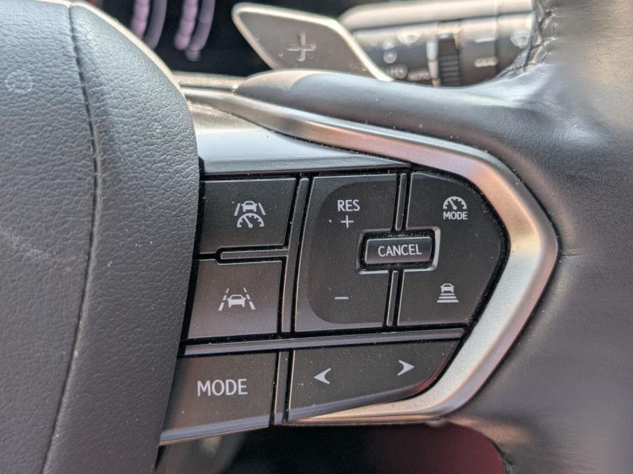 2024 Lexus NX 350 Premium  **LOW KMS - 1 OWNER** Photo