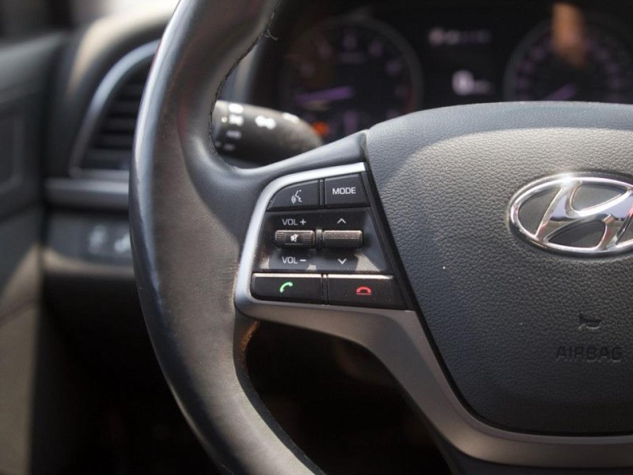 2018 Hyundai Elantra GLS Auto  **SUNROOF - LOW KMS** Photo