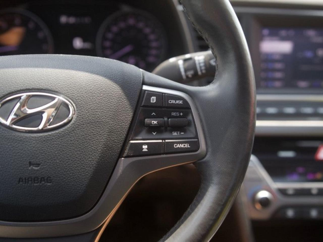 2018 Hyundai Elantra GLS Auto  **SUNROOF - LOW KMS** Photo