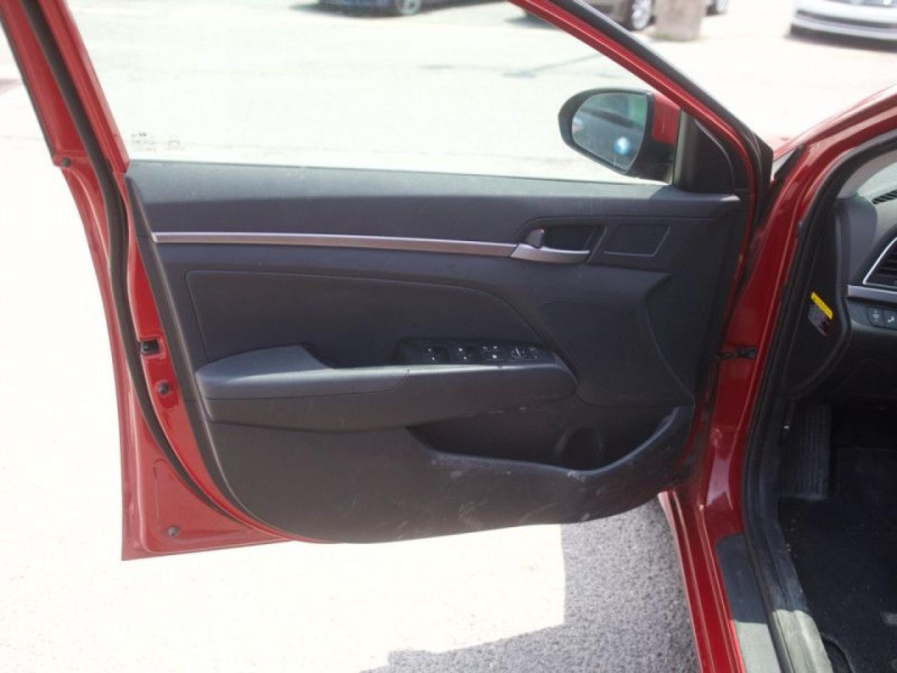 2018 Hyundai Elantra GLS Auto  **SUNROOF - LOW KMS** Photo