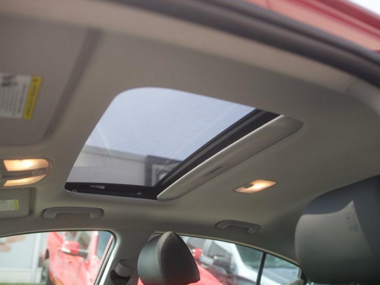 2018 Hyundai Elantra GLS Auto  **SUNROOF - LOW KMS** Photo