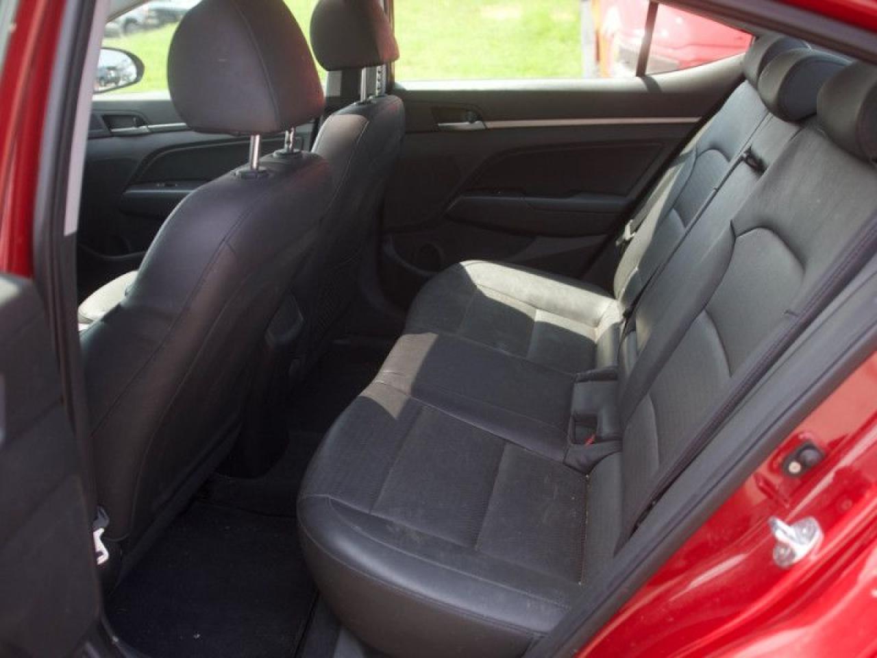 2018 Hyundai Elantra GLS Auto  **SUNROOF - LOW KMS** Photo