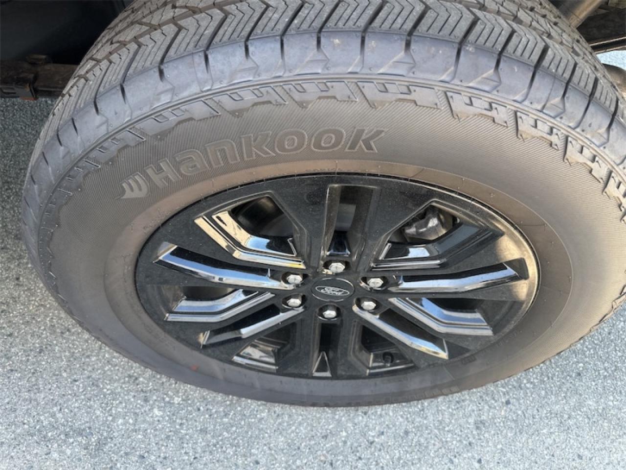 2025 Ford F-150 Lariat  - Tow Package Photo5