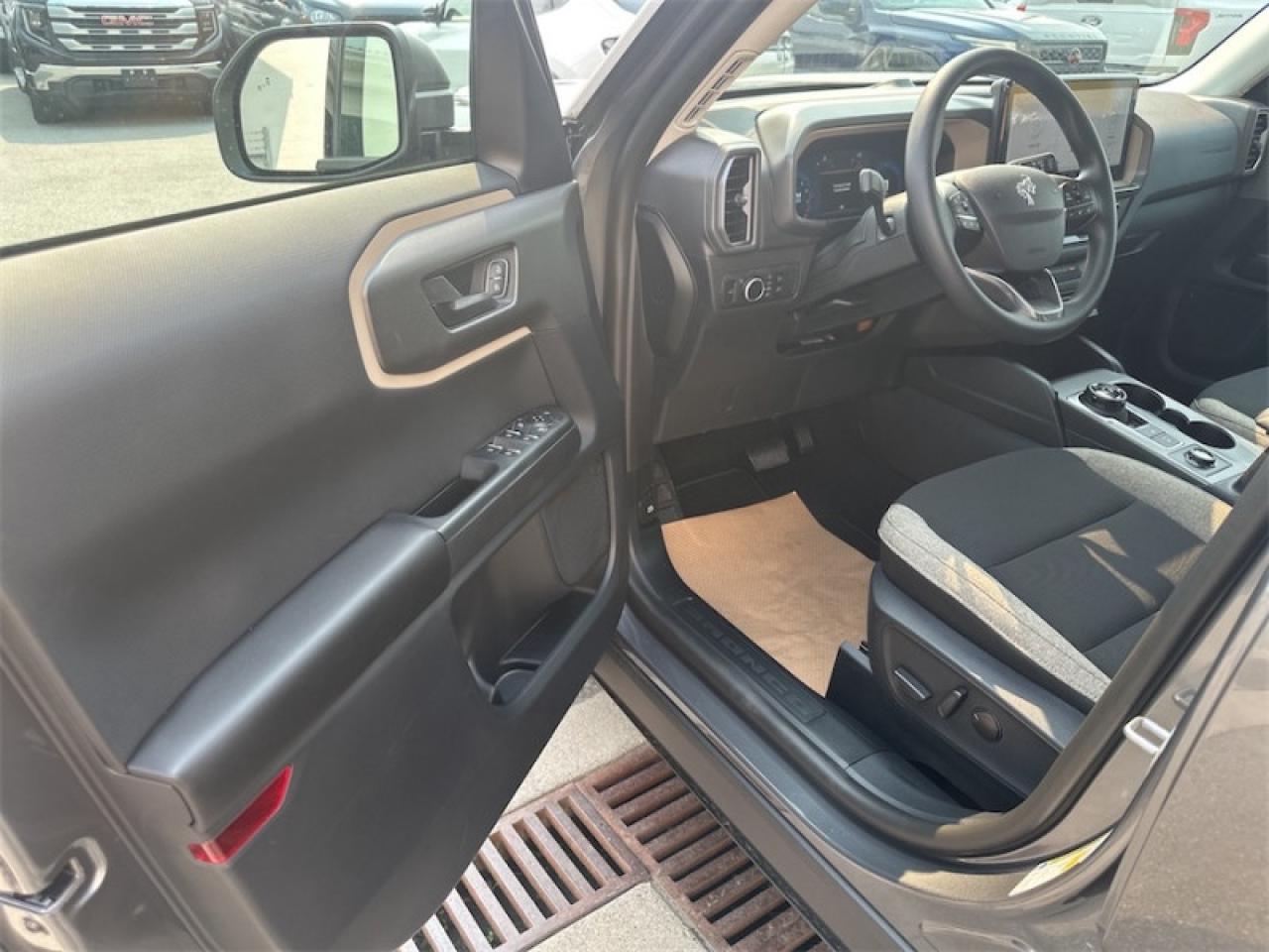 2025 Ford Bronco Sport Big Bend  - Heated Seats Photo5