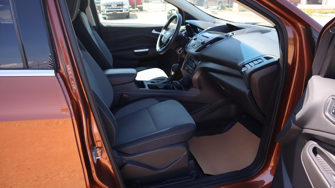2017 Ford Escape SE Photo5
