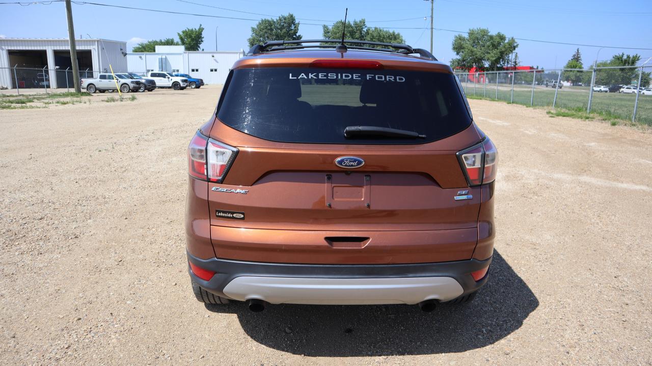 2017 Ford Escape SE Photo5