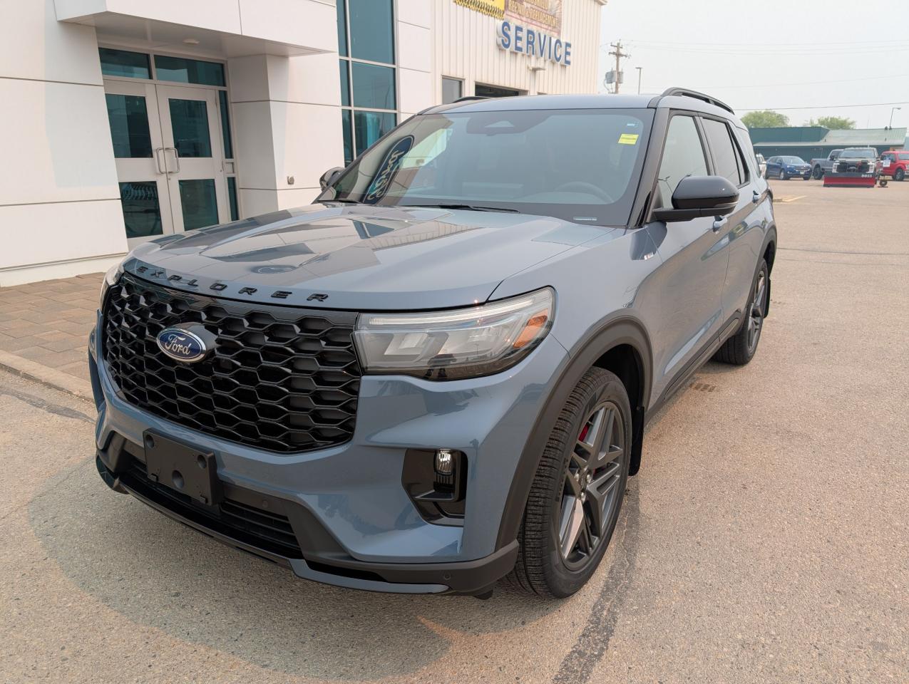 2025 Ford Explorer ST-Line Photo1