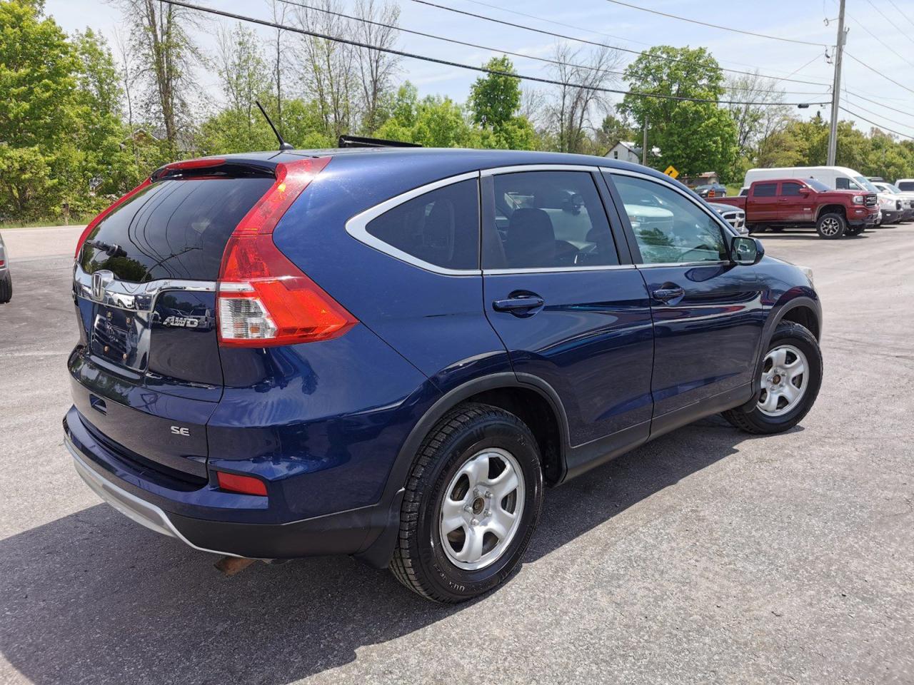 2016 Honda CR-V SE - Photo #5