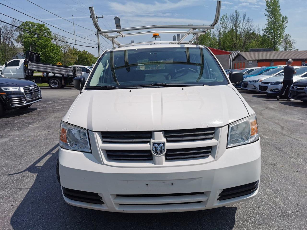 2010 Dodge Grand Caravan CARGO - Photo #7
