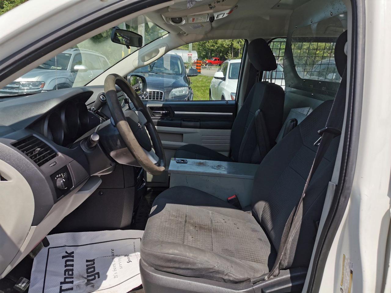2010 Dodge Grand Caravan CARGO - Photo #10