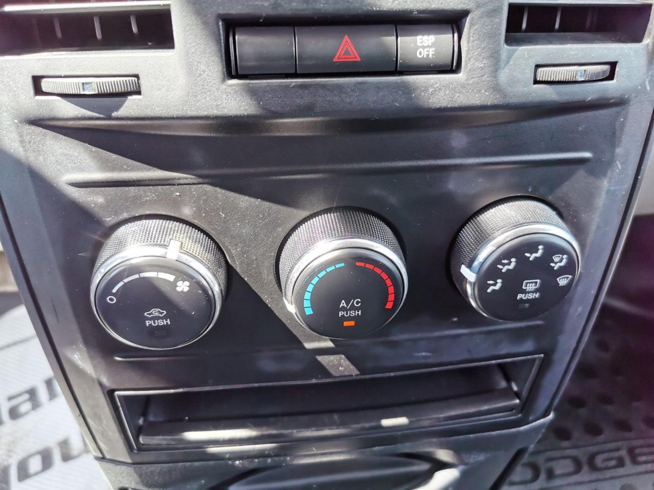 2010 Dodge Grand Caravan CARGO - Photo #20