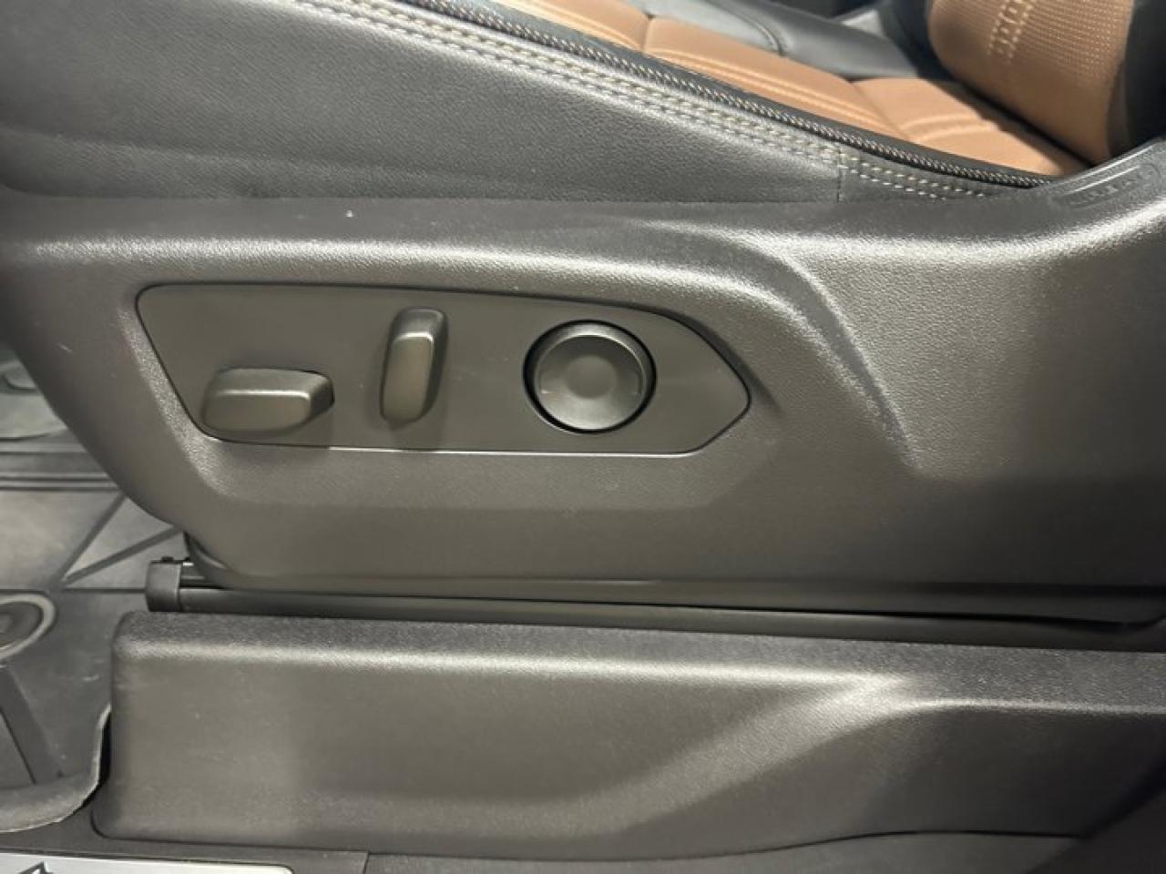 12587962