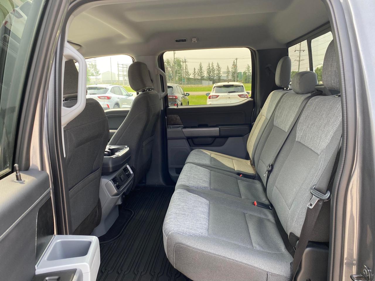 2022 Ford F-150 XLT Photo5