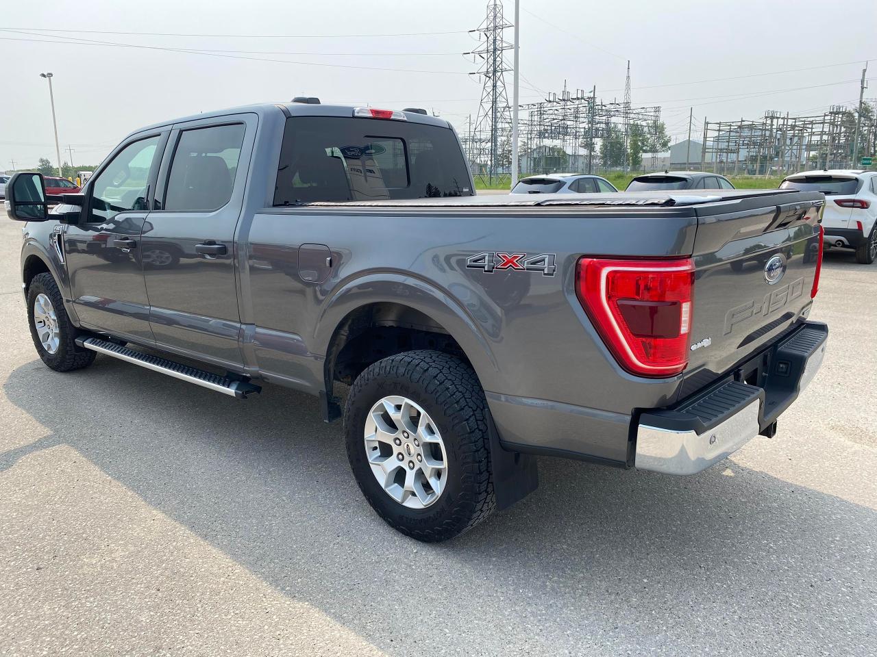 2022 Ford F-150 XLT Photo3