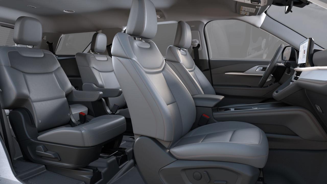 2025 Ford Explorer ACTIVE 4WD Photo5