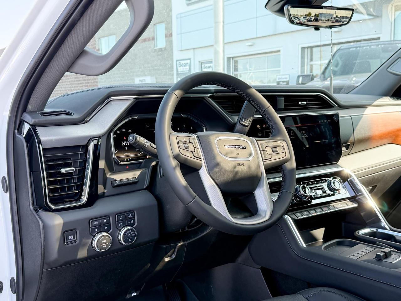 2025 GMC Sierra 2500 HD Denali DURAMAX 6.6L V8 WITH REMOTE START/ENTRY, SUNROOF, HEATED SEATS, HEATED STEERING WHEEL, VENTILATED SEATS, HD SURROUND VISION Photo