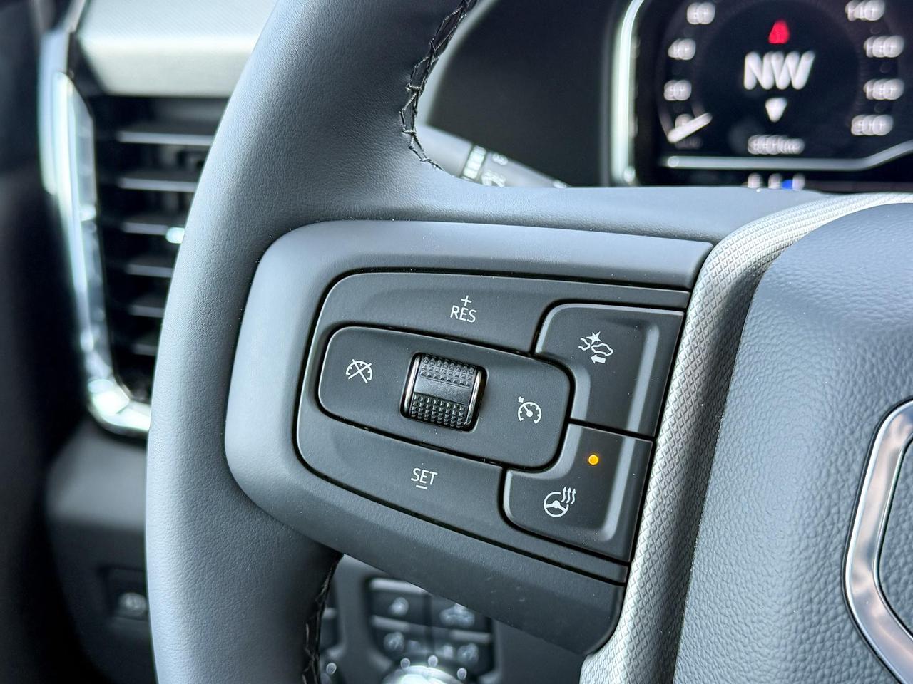 2025 GMC Sierra 2500 HD Denali DURAMAX 6.6L V8 WITH REMOTE START/ENTRY, SUNROOF, HEATED SEATS, HEATED STEERING WHEEL, VENTILATED SEATS, HD SURROUND VISION Photo