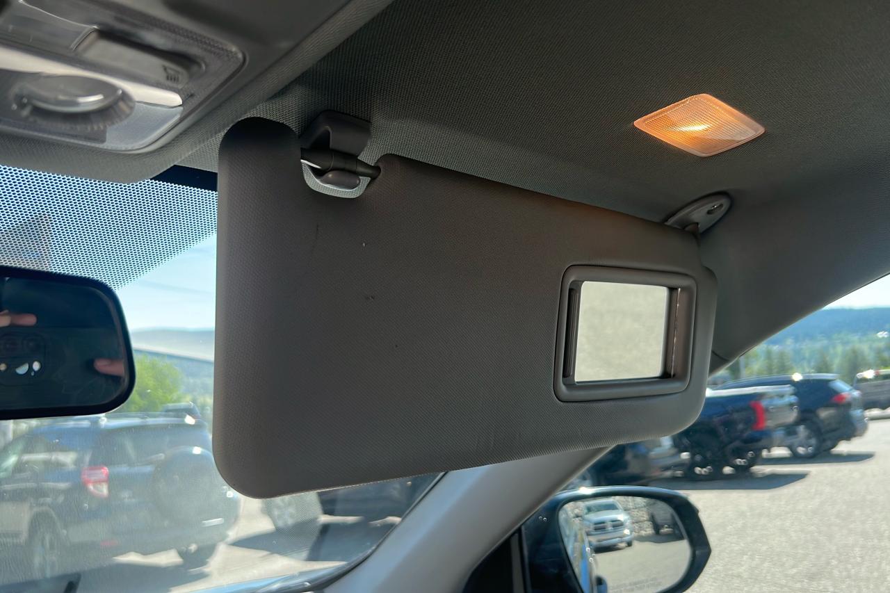 2015 Toyota RAV4 XLE Photo
