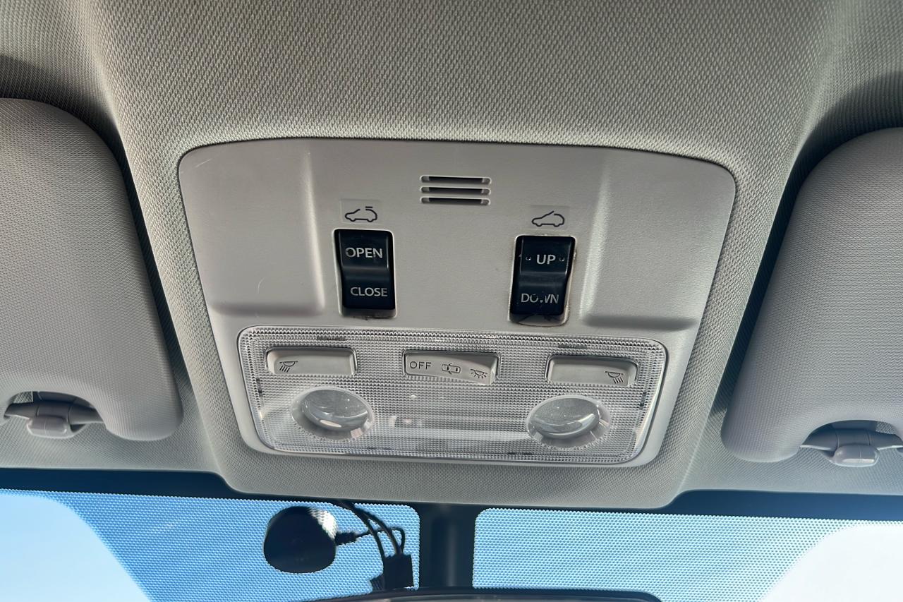 2015 Toyota RAV4 XLE Photo